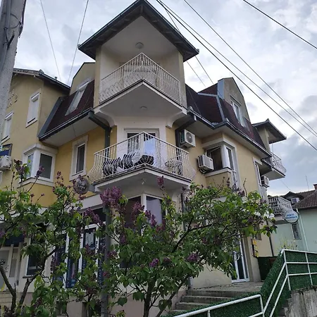 Plava Nota Apartment